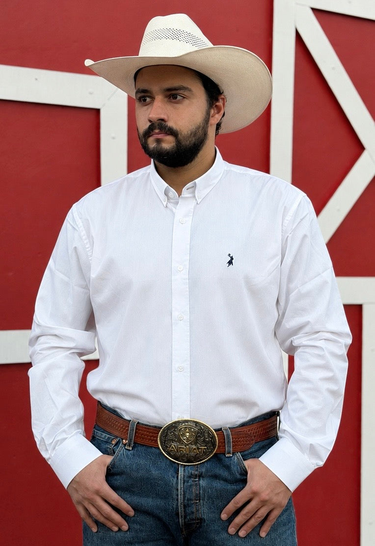 Cowboy vestindo camisa Austin Western manga longa lisa 02