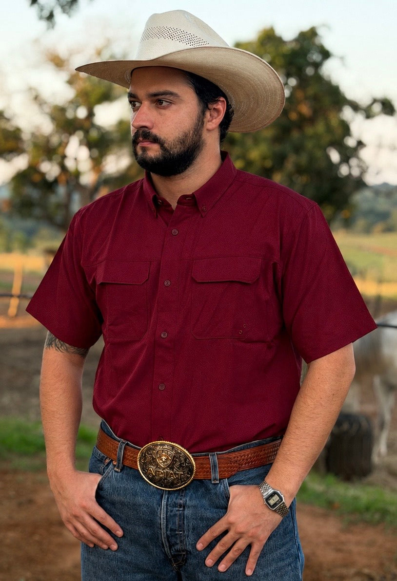 Cowboy vestindo camisa Classic 02