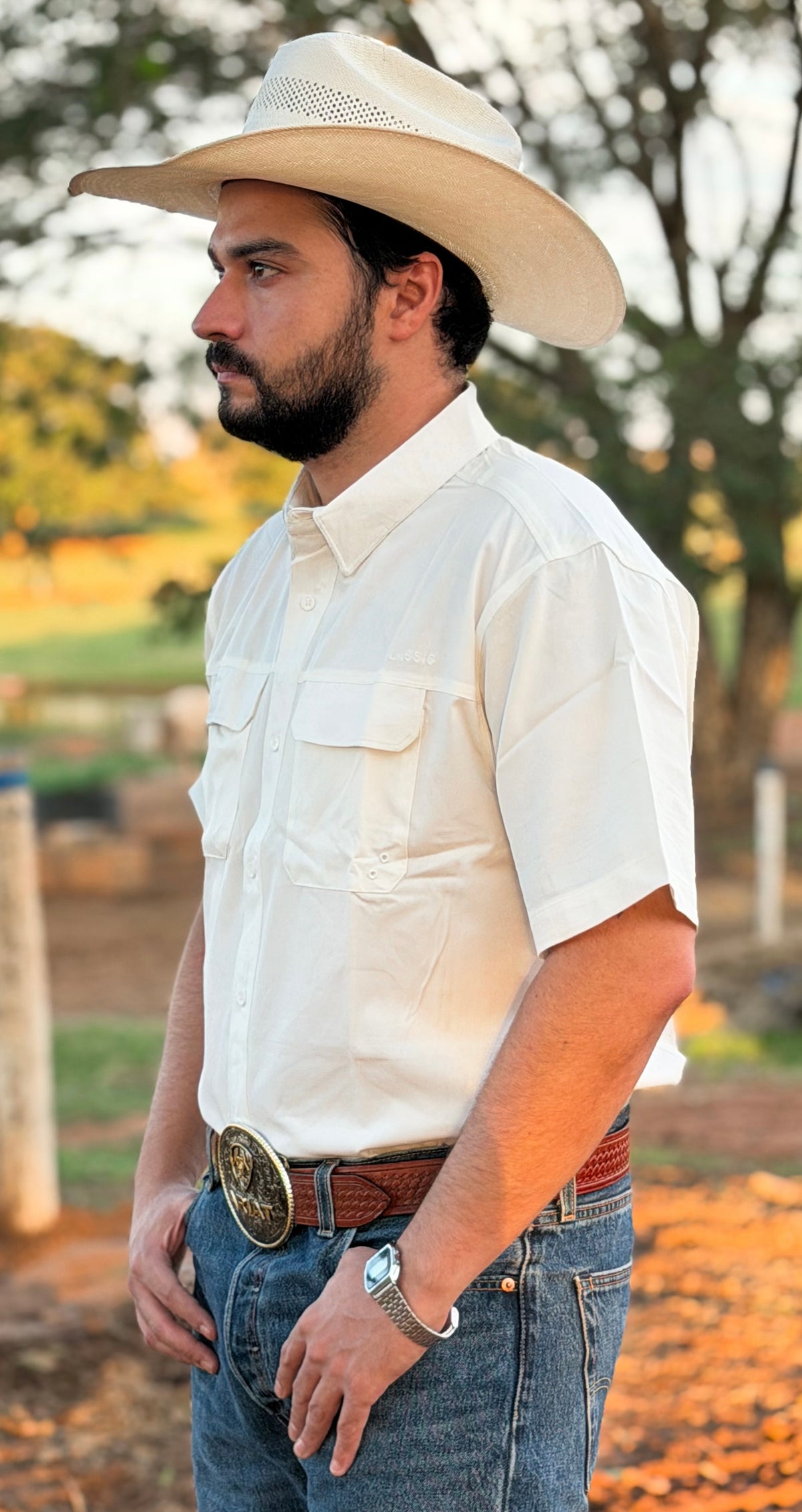 Cowboy vestindo camisa Classic 04